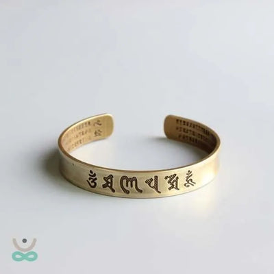 Pulsera de latón del Sutra del Corazón