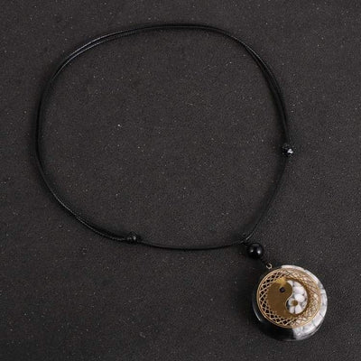 Natural Stone Chip Gravel Tai Chi Pendant Oronge Necklace Yin and Yang Black and White Orgonite Reiki Energy Pendulum Jewelry