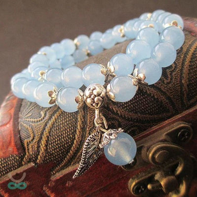 Pulsera en perlas de Jade azul con colgante en hoja de plata tibetana - Pulsera